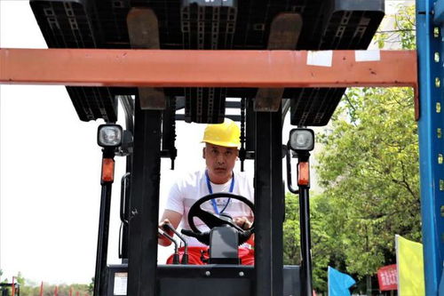 技耀新津 我校成功協辦2024年成都百萬職工技能大賽叉車與智能搬運車賽項